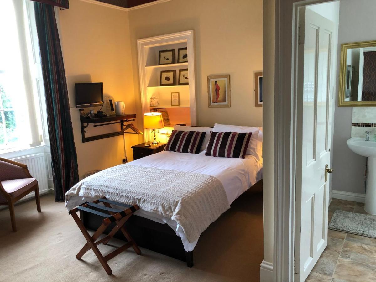 Easter Garth Guest House Helensburgh Buitenkant foto